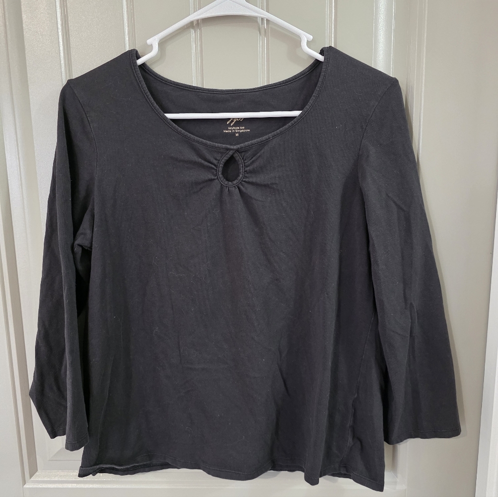 J. Jill Womans Medium Black ¾ Sleeve Shirt With Keyhole Design